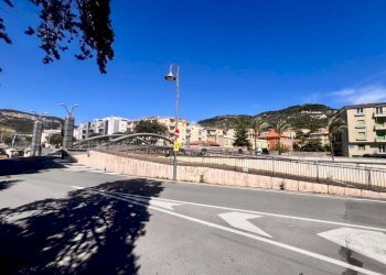 Attività Commerciale via via al santuario, Finale Ligure - foto 9