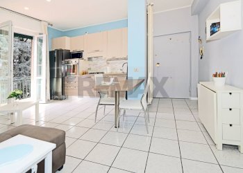 One-room apartment VIA A. VOLTA, 3 
 Osnago, Osnago - photo 4