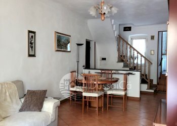 Townhouse via Fossarel, Pigna - photo 3