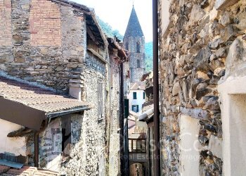 Townhouse via Fossarel, Pigna - photo 27