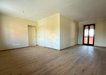 Trilocale Strada Genova, Moncalieri - foto 2