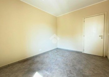 Trilocale Strada Genova, Moncalieri - foto 9