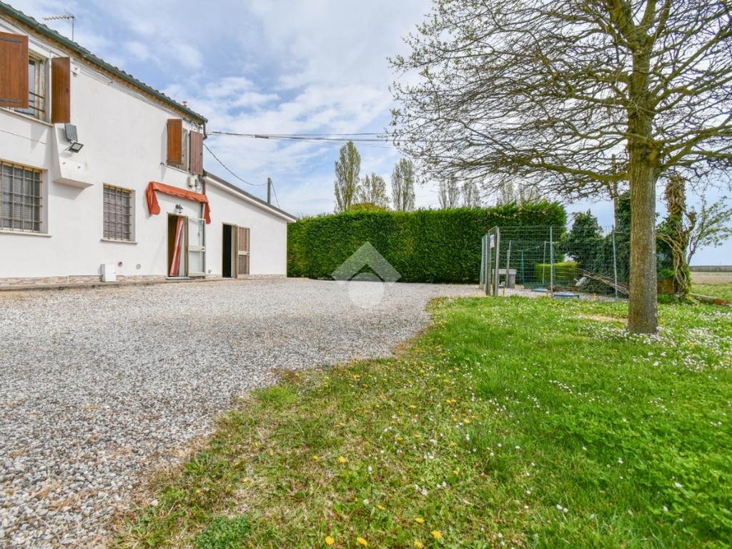 Rustic Via pandolfina, Ferrara (neighborhood San Bartolomeo in Bosco) - photo 2