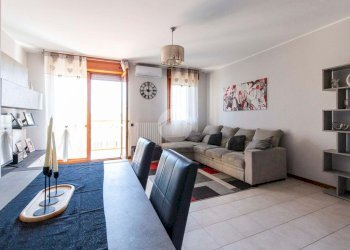 Three-room apartment Via Monte Penice, Rozzano - photo 6