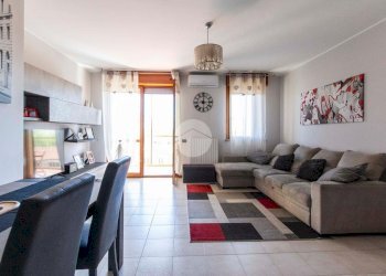 Three-room apartment Via Monte Penice, Rozzano - photo 7