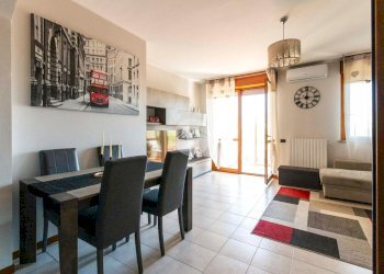 Three-room apartment Via Monte Penice, Rozzano - photo 8