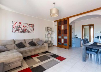 Three-room apartment Via Monte Penice, Rozzano - photo 9