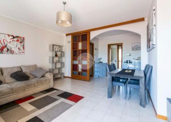 Three-room apartment Via Monte Penice, Rozzano - photo 15