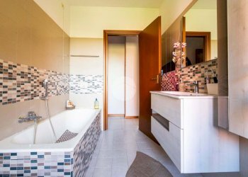 Three-room apartment Via Monte Penice, Rozzano - photo 34