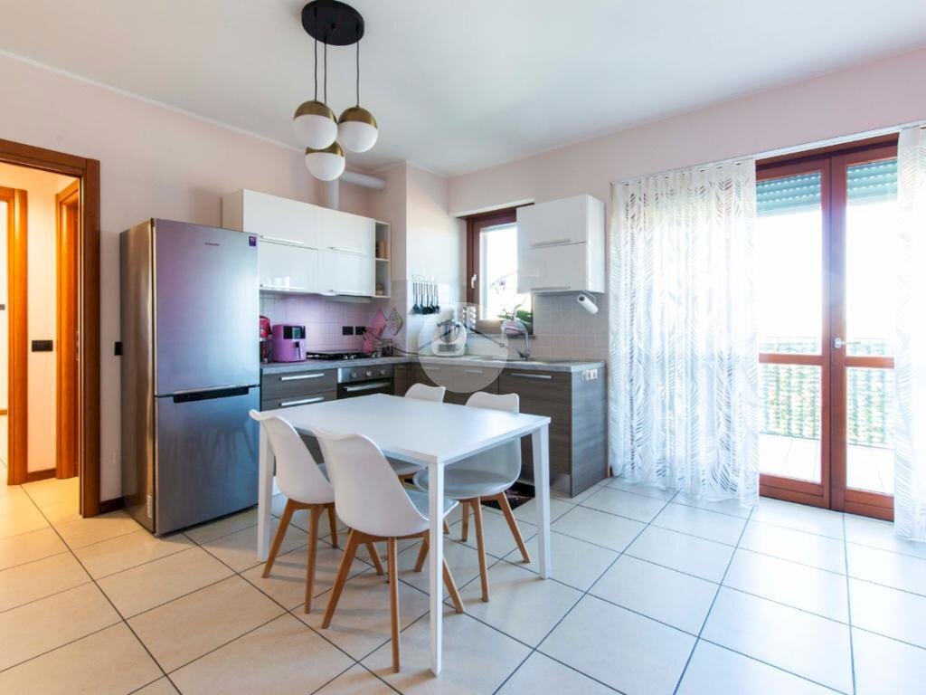 Two-room apartment Viale Isonzo, Rozzano - photo 2