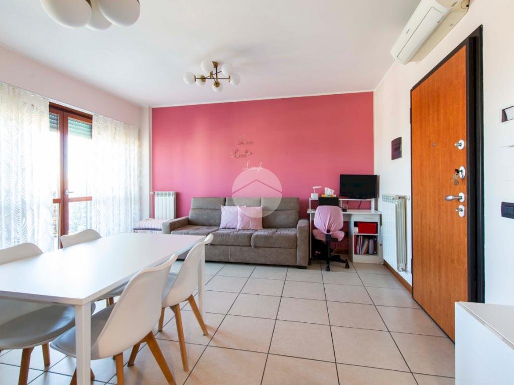 Two-room apartment Viale Isonzo, Rozzano - photo 3