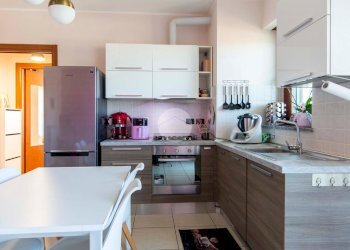 Two-room apartment Viale Isonzo, Rozzano - photo 12