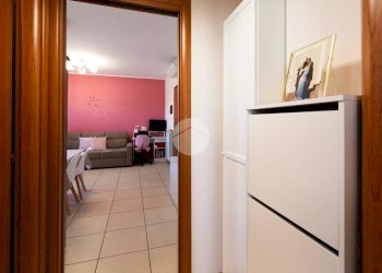 Two-room apartment Viale Isonzo, Rozzano - photo 14
