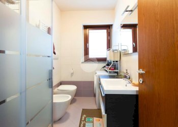 Two-room apartment Viale Isonzo, Rozzano - photo 16