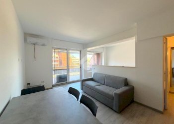 Monolocale Palazzo dei Cigni 2, frazione Milano 3, Basiglio - foto 1