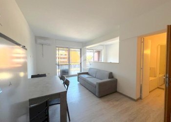 Monolocale Palazzo dei Cigni 2, frazione Milano 3, Basiglio - foto 2