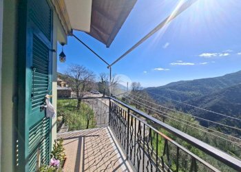 Appartamento Via delle rovere, Avegno - foto 1