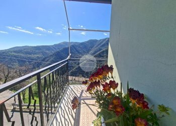 Appartamento Via delle rovere, Avegno - foto 4