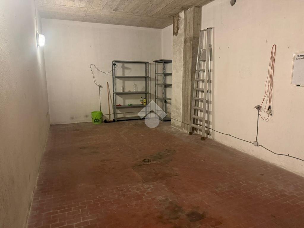 Box Via Acquarone, Genova (zona Castelletto) - foto 3