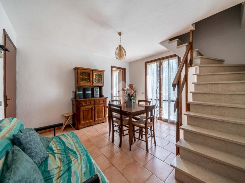 Trilocale Giaretta Ienza, Canossa - foto 2