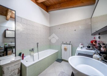 Attic Via Cesare Zavattini, Reggio nell'Emilia - photo 29