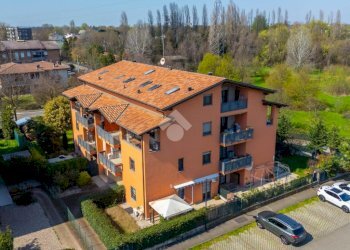 Attic Via Cesare Zavattini, Reggio nell'Emilia - photo 42