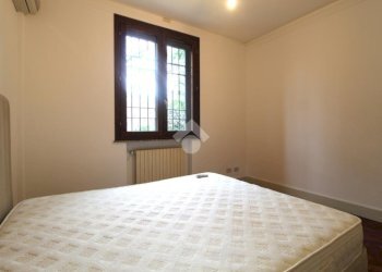 Two-room apartment Viale Olimpia, Reggio nell'Emilia - photo 11