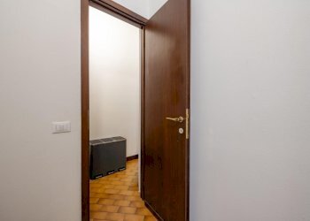Shop Peschiera Borromeo - photo 8