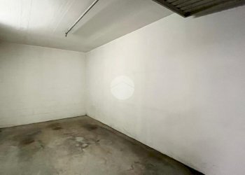 Box Via Lucerna, Milano (neighborhood Inganni) - photo 2