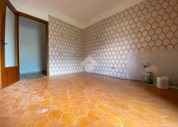 Four-room apartment Via Monte Emilius, Aosta - photo 10