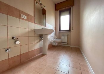 Four-room apartment Via Monte Emilius, Aosta - photo 20
