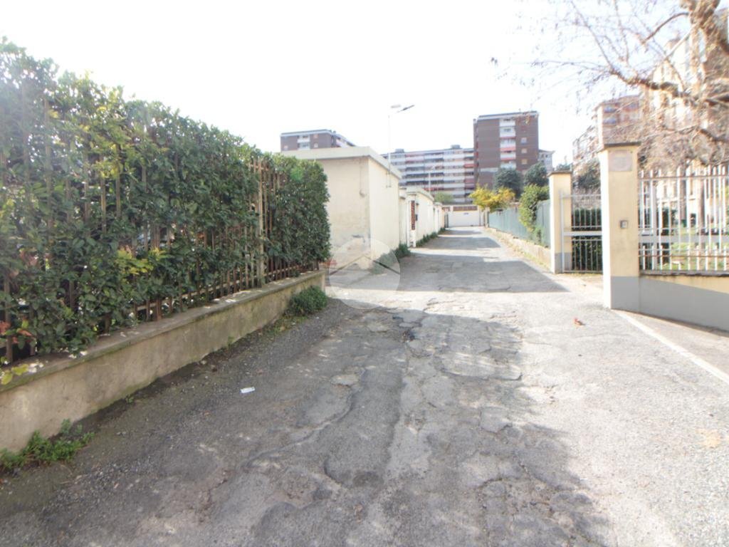 Box Via Pio VII, Torino (zona Lingotto) - foto 1