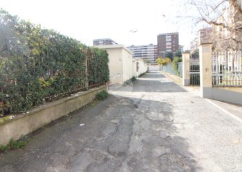 Box Via Pio VII, Torino (neighborhood Lingotto) - photo 1