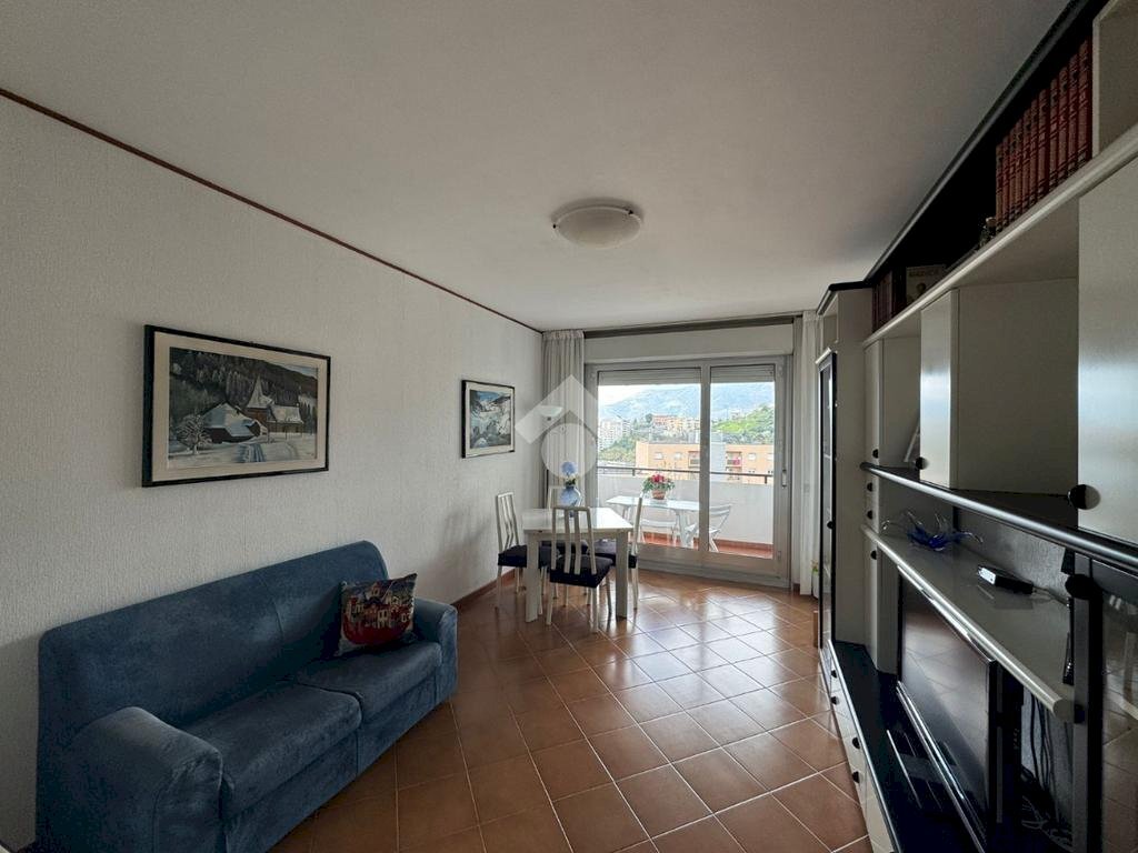 Trilocale Via Carlo Linneo, Genova (zona Rivarolo) - foto 1