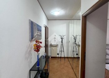 Trilocale Via Carlo Linneo, Genova (zona Rivarolo) - foto 2