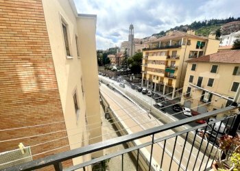 Trilocale Viale giacomo matteotti, Imperia - foto 19