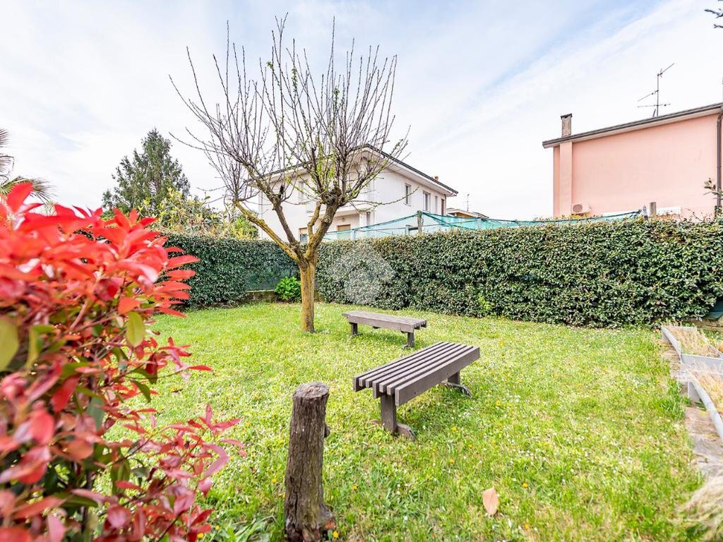 Quadrilocale Via Don Luigi Sturzo, Lainate - foto 3