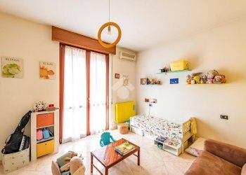 Quadrilocale Via Don Luigi Sturzo, Lainate - foto 22