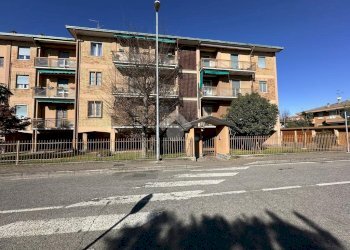 Four-room apartment Via San Filippo Neri, Carugate - photo 2