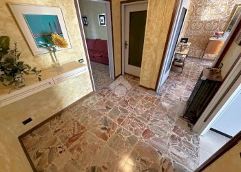 Four-room apartment Via San Filippo Neri, Carugate - photo 7