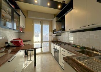 Four-room apartment Via San Filippo Neri, Carugate - photo 14