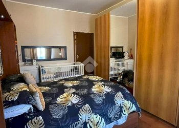 Two-room apartment Via Sant'Adele, Corsico - photo 2