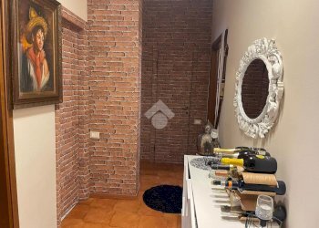 Two-room apartment Via Sant'Adele, Corsico - photo 27