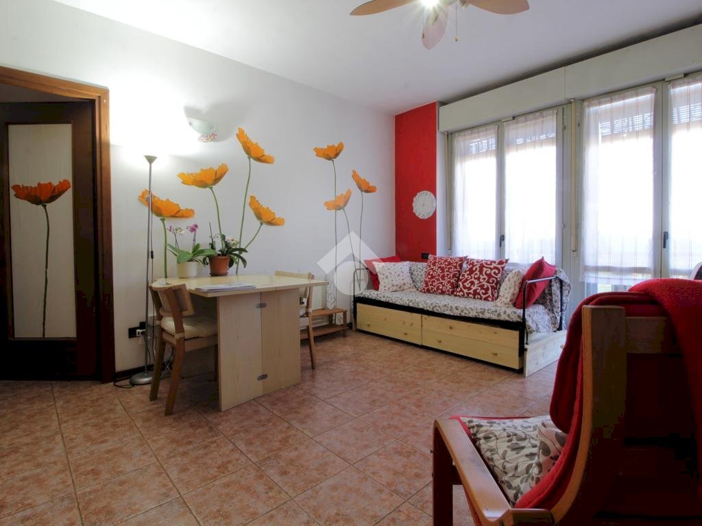 Three-room apartment Via pavese cesare, Sedriano - photo 2