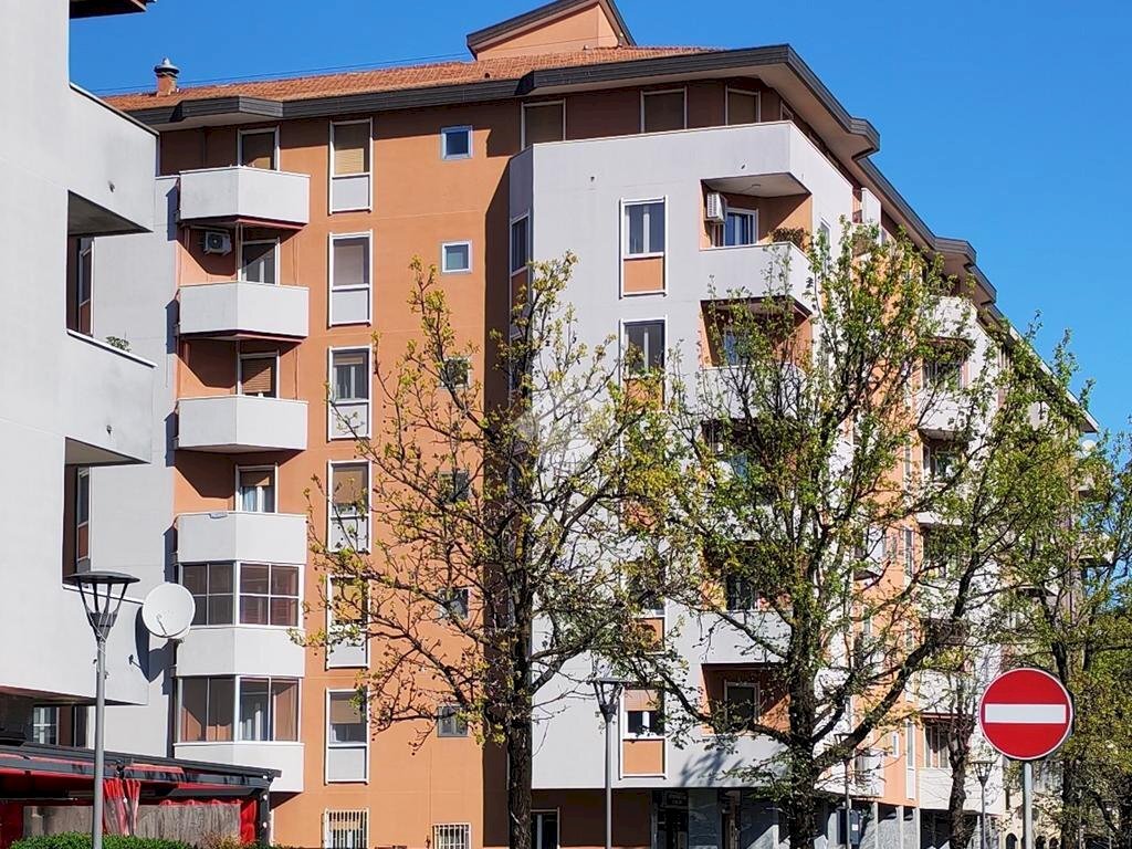 Three-room apartment Via resistenza, Opera - photo 2