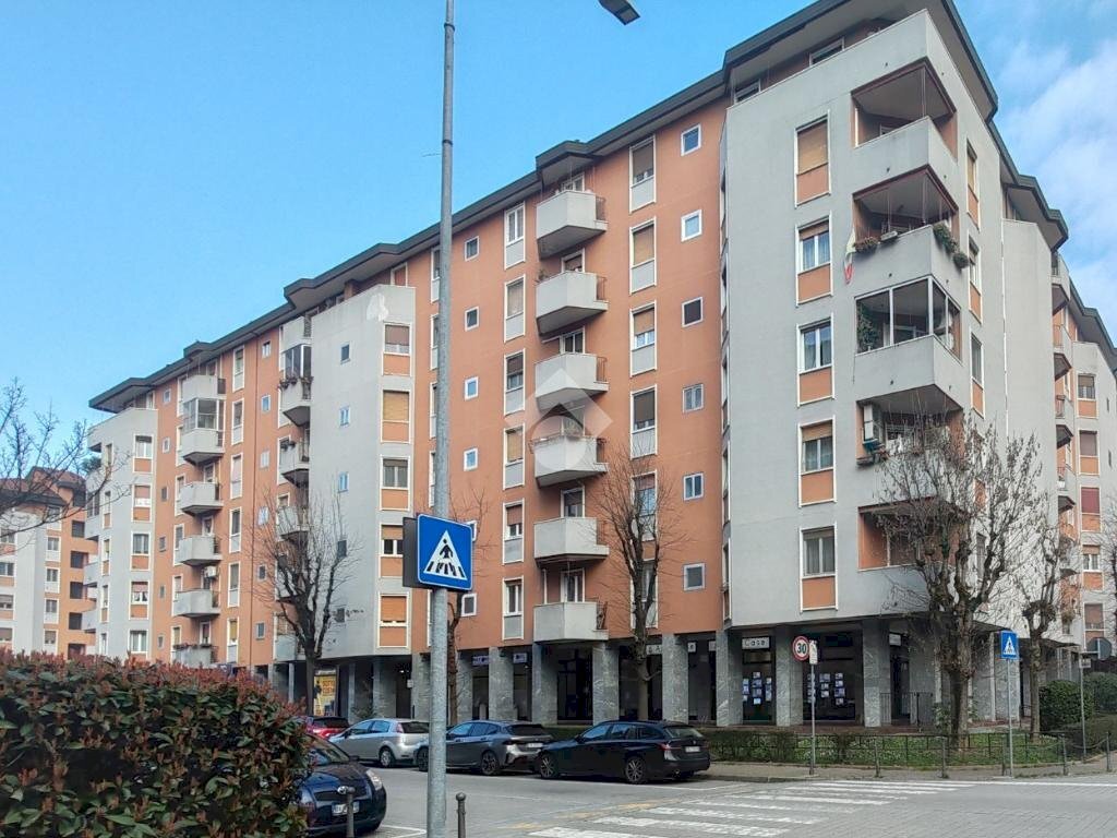 Three-room apartment Via resistenza, Opera - photo 3