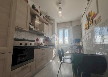 Three-room apartment Via resistenza, Opera - photo 13