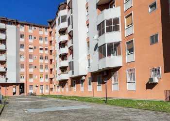 Three-room apartment Via resistenza, Opera - photo 41