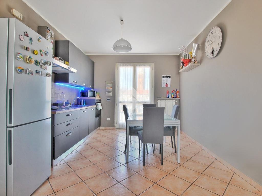 Quadrilocale Via Solaro del Borgo, Livorno Ferraris - foto 1