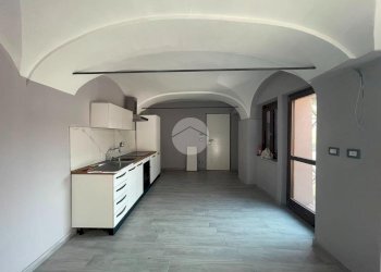 Trilocale Via Cristoforo Colombo, Narzole - foto 1